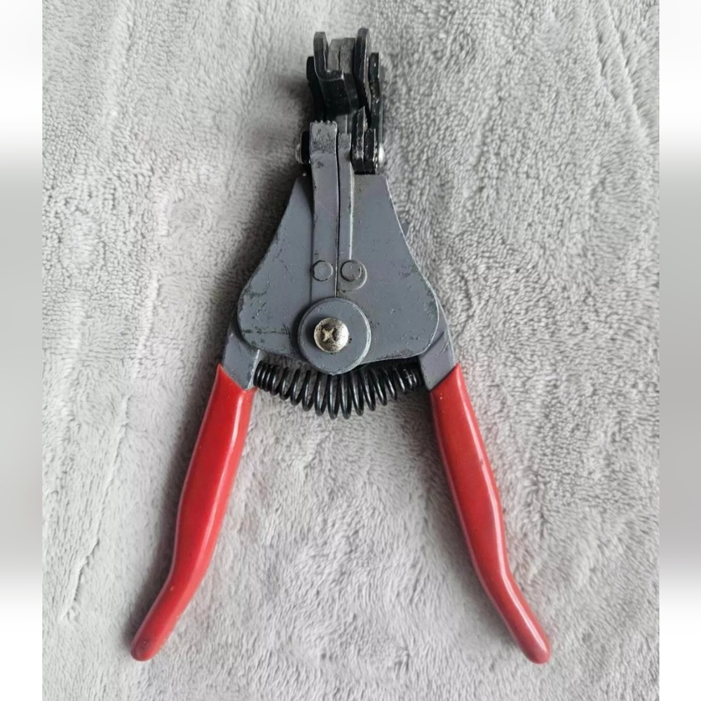 Buffalo Tools Automatic Wire Stripper